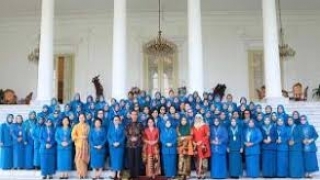 Hj Zulaikha Wardan Berdialog Interaktif dengan Presiden RI Joko Widodo dan Iriana Joko Widodo