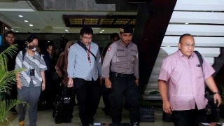 Sebanyak Rp 180 Juta dan USD 30 Ribu Disita dari Ruangan Menteri Agama Sebanyak Rp 180 Juta dan USD 30 Ribu Disita dari Ruangan Menteri Agama