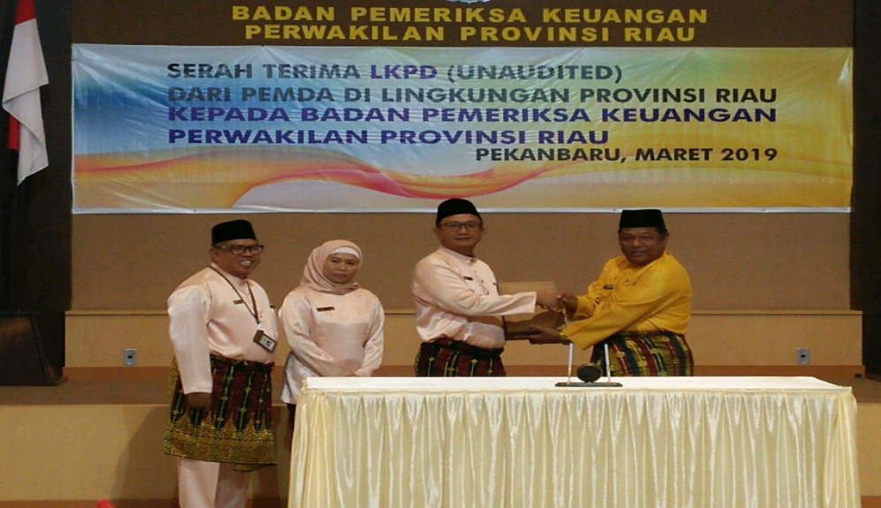 Pemkab Rohil Raih Kedua Kali Penghargaan Opini WTP Dari BPK RI