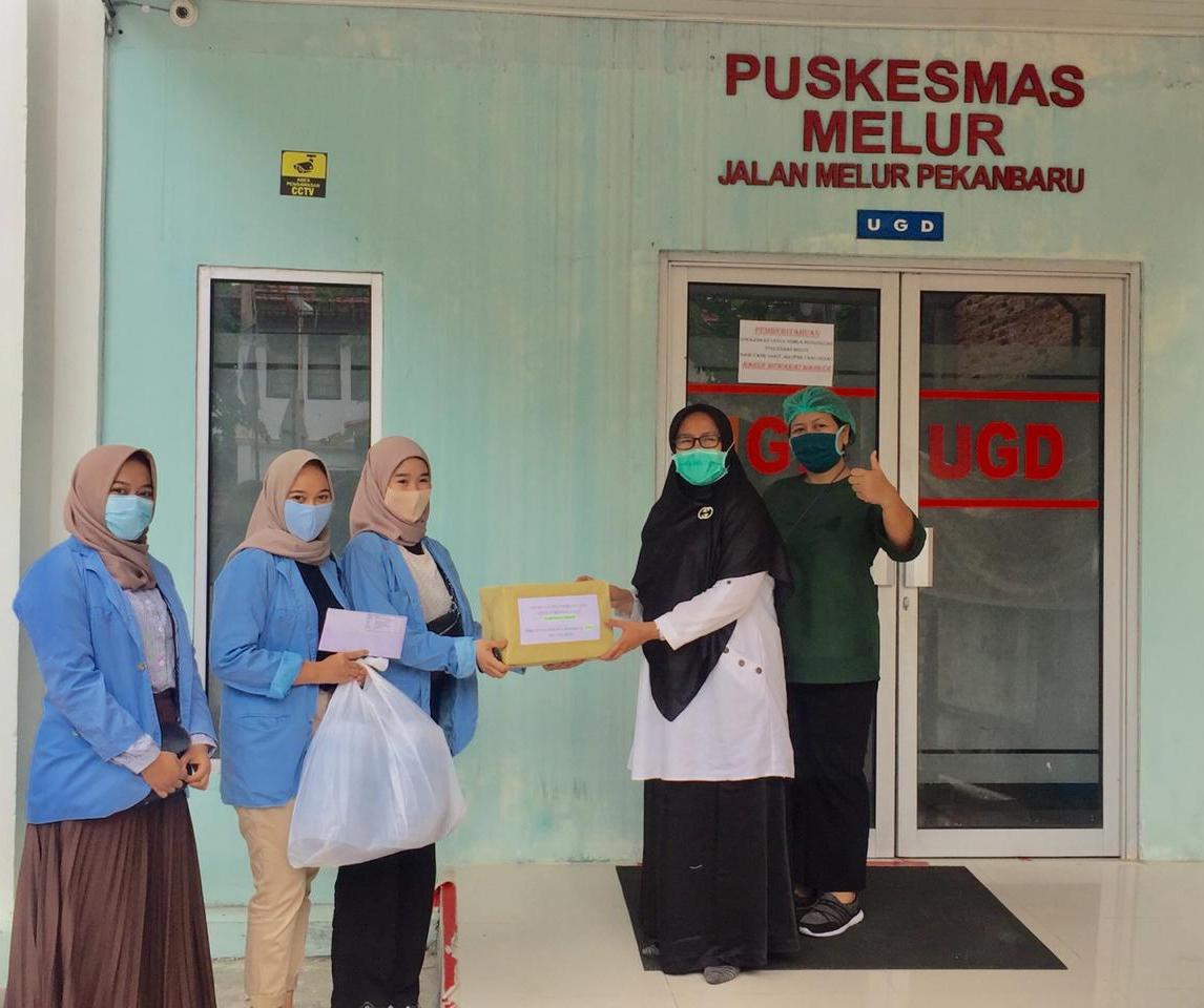 IPKKI Provinsi Riau bersama Relawan Covid-19 Salurkan bantuan APD Ke 20 Puskesmas Kota Pekanbaru