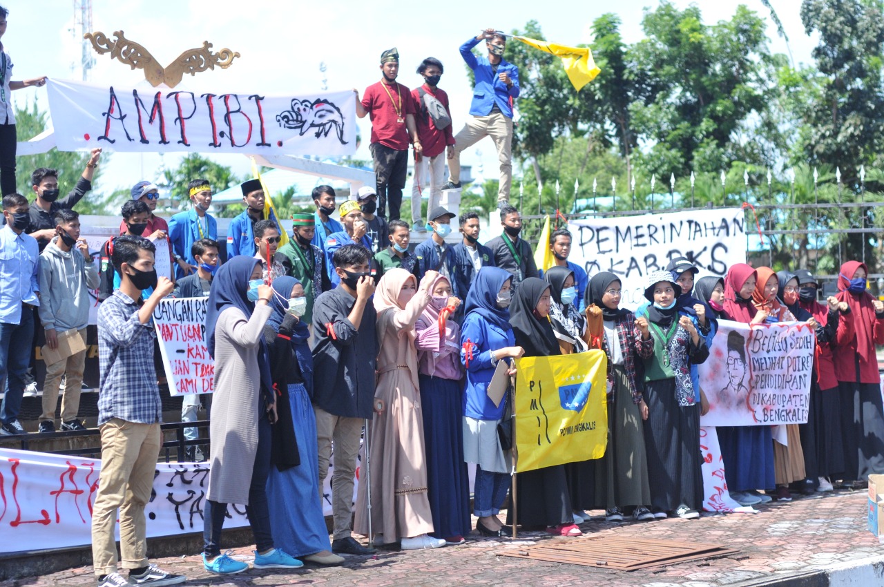 Mahasiswa Bengkalis Aksi Gugat Rasionalisasi Anggaran Yang Tidak Rasional