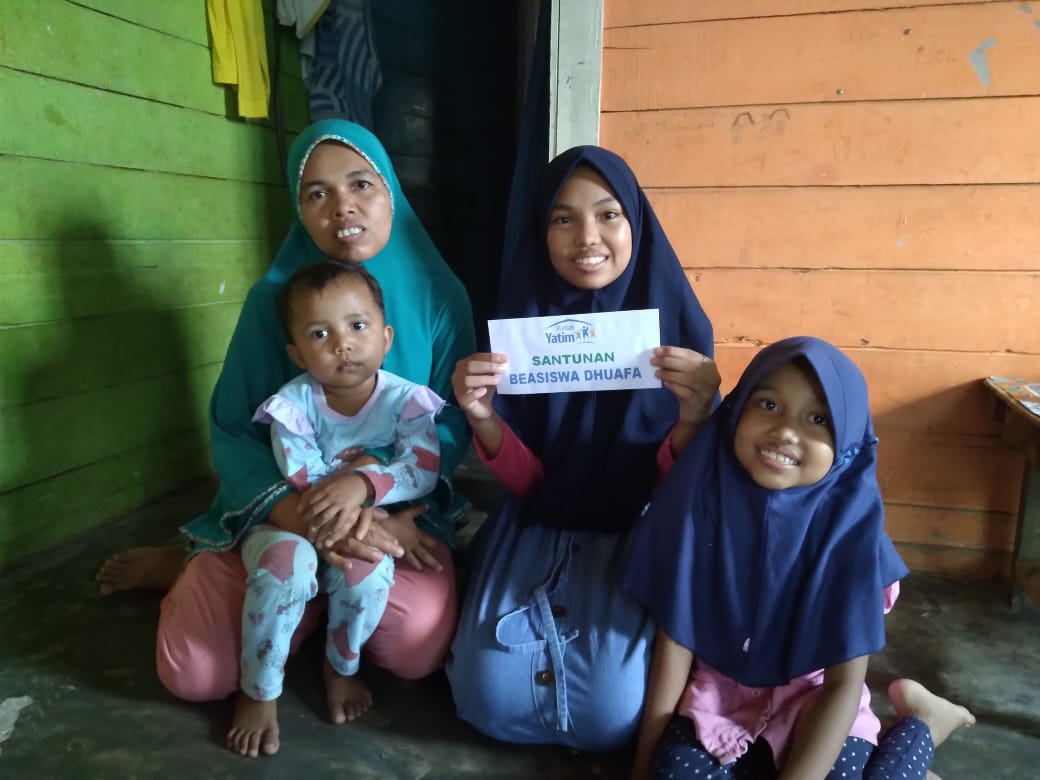 SYAHIRA, YATIM YANG BERPRESTASI