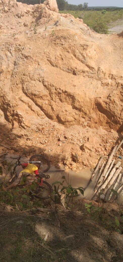 Parit Gajah Dutapalma Memakan Korban