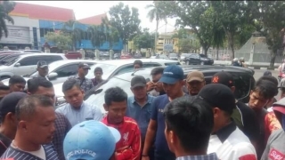 Eksploitasi Pulau Pemerintah Harus Hadir bagi Masyarakat