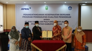 Bupati Siak melakukan MoU Dengan PT RAPP untuk Tingkatkan Kualitas SDM