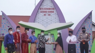 (MTQ) Tingkat Kecamatan ditutup Oleh Wakil Bupati Kabupaten Siak Husni Merza, Kampung Gabung Makmur Juara Umum Mtq Ke XII