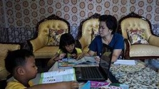 Kendala Bagi Orang Tua Dalam Mendampingi Anak Sekolah Dasar (SD) Belajar Di Rumah Pada Masa Pandemi Covid-19