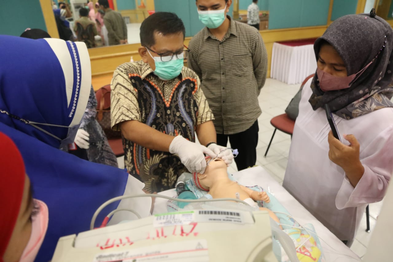RSUD Arifin Ahmad Selenggarakan Pelatihan PremIC Course 2022
