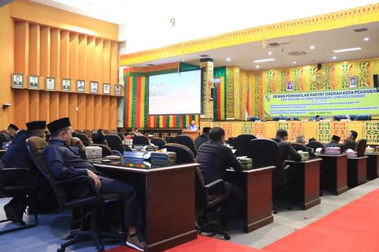 1680709134-CAKRARIAU COM-Sidang-Paripurna-Jawaban-Pemerintah-Terhadap-Pandangan-Umum-Fraksi-DPRD-Pekanbaru-6