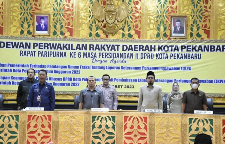 1680709143-CAKRARIAU COM-Sidang-Paripurna-Jawaban-Pemerintah-Terhadap-Pandangan-Umum-Fraksi-DPRD-Pekanbaru-768x493