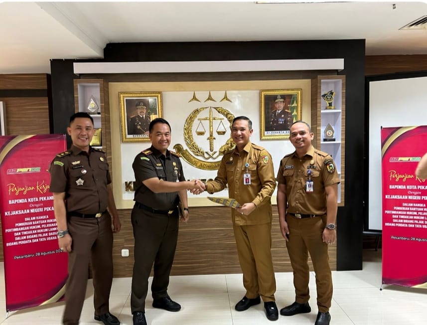 Kabapenda Kota  Pekanbaru Apresiasi Bantuan Hukum Kajari Pekanbaru Dalam Sektor Penagihan Piutang Pajak
